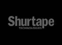 Logo Shruttape technologies sur fond noir.